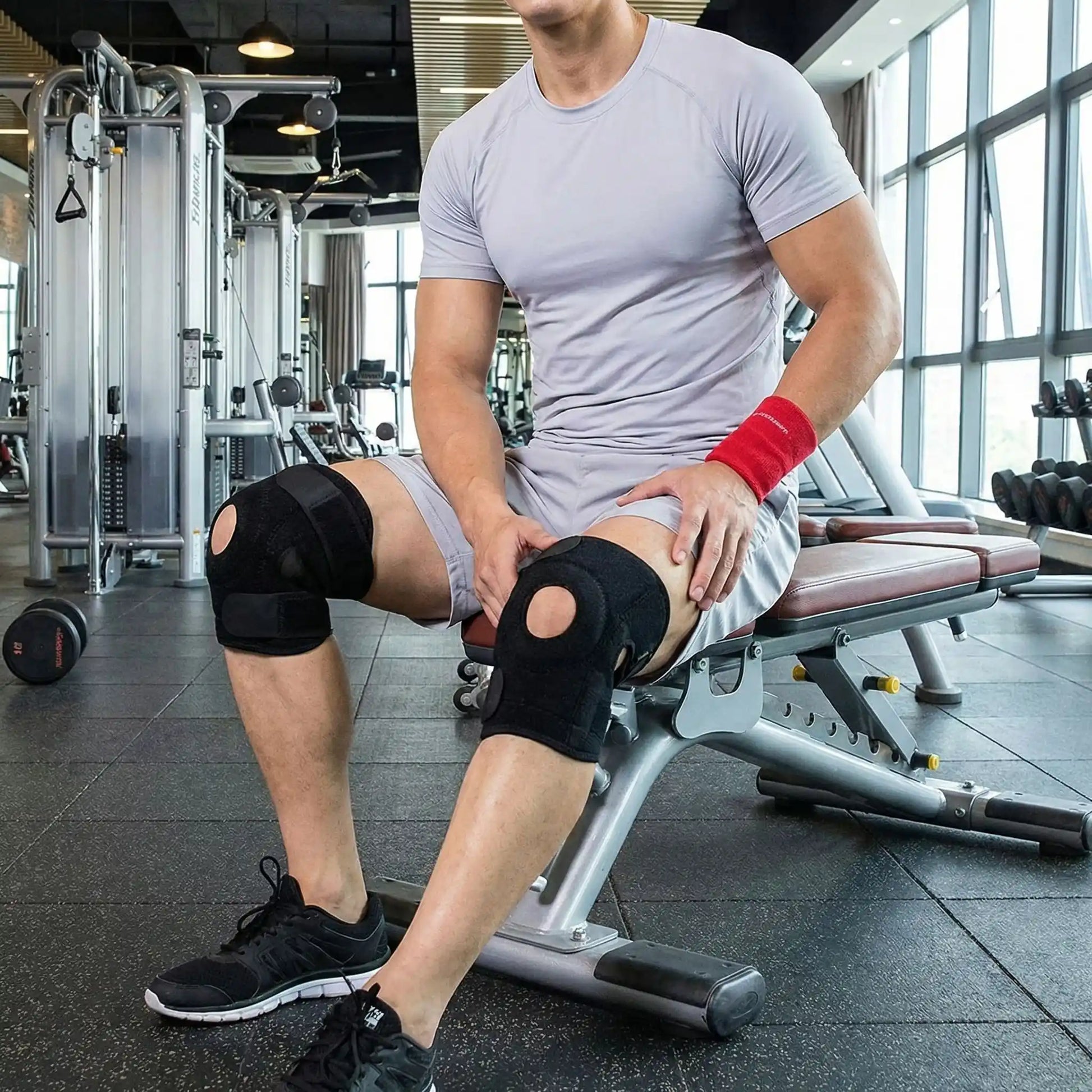 Genouillère rotulienne une personne portant l'équipement pendant une séance au gym