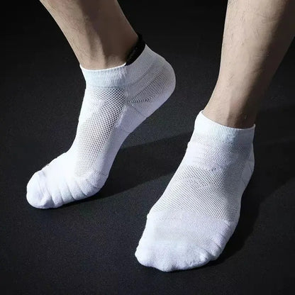 Chaussettes de sport une personne portant la paire en séance dans un centre musculation
