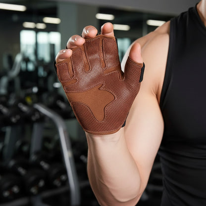 Gants musculation porté lors d'un entraînement de renforcement en salle de sport