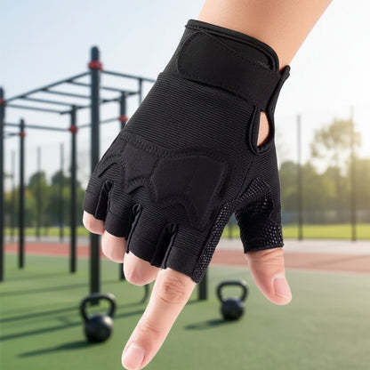 Gants musculation usage dans un espace entraînement extérieur