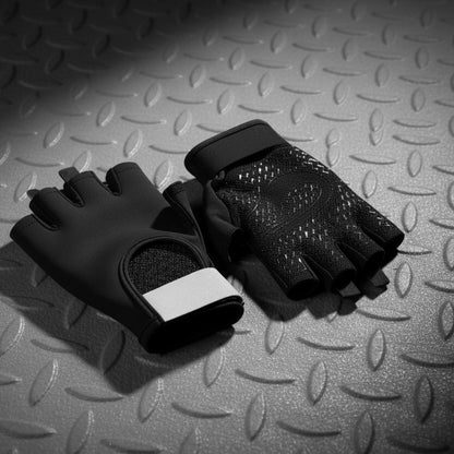 Gants pour la musculation modèle de couleur noir