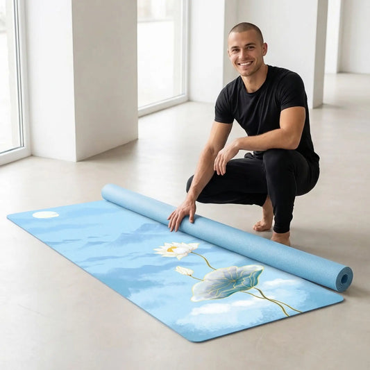 Tapis de yoga pour voyage une personne accroupie montrant le tapis