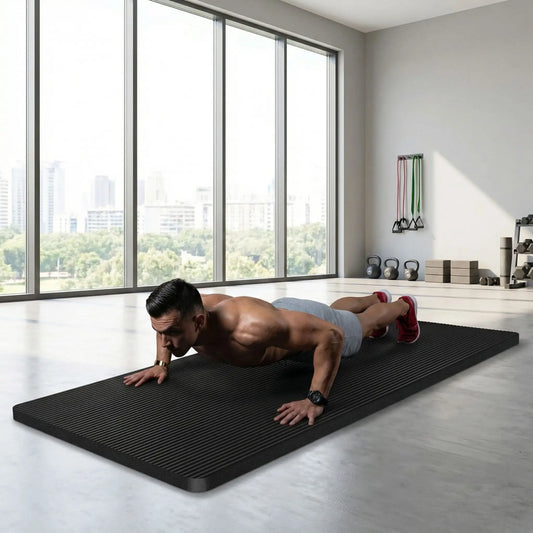 Tapis sport un homme s'exerce au studio fitness